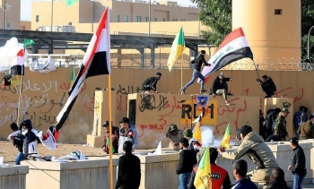 Nhóm Iraq kêu gọi người biểu tình rút khỏi sứ quán Mỹ