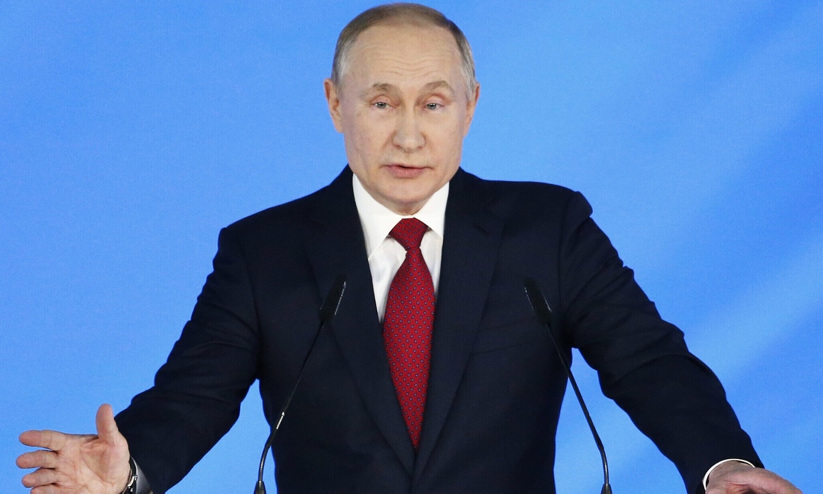 Tính toán quyền lực của Putin khi sửa hiến pháp