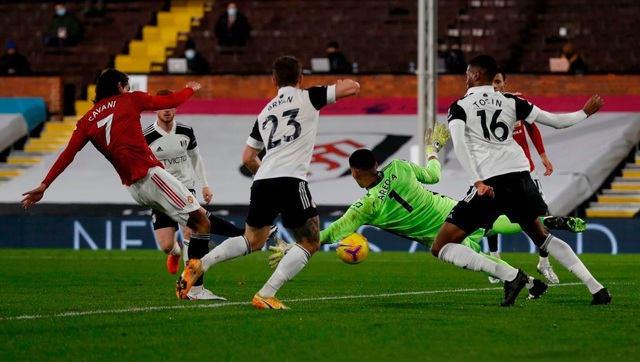 Pogba tiếp tục thăng hoa, Man Utd trở lại ngôi đầu bảng - 3