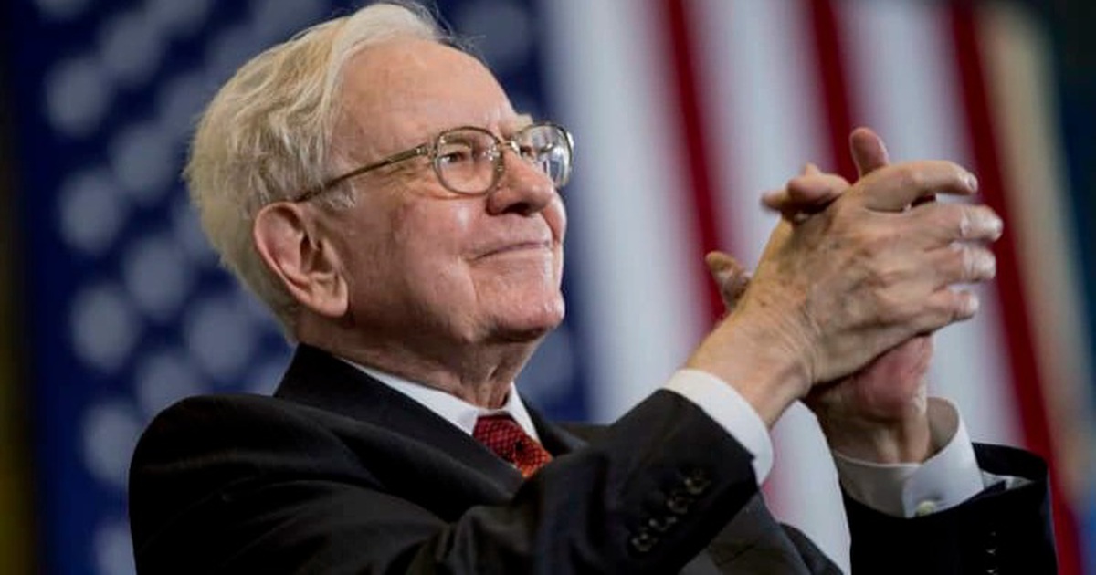 Tỷ phú Buffett bỏ túi 9,8 tỷ USD trong một ngày nhờ cổ phiếu Apple