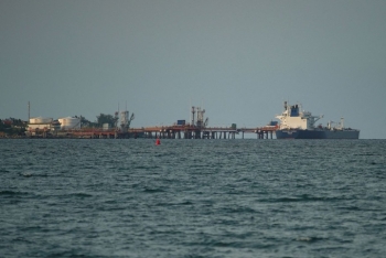 Nga cởi bỏ nỗi lo trần giá nhờ siêu tàu chở dầu của Trung Quốc