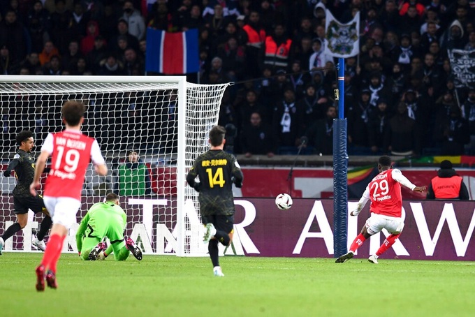 Neymar ghi bàn, PSG vẫn bị cầm hòa cay đắng ở phút bù giờ - 4