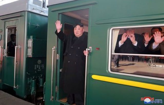 Triều Tiên xác nhận Chủ tịch Kim Jong-un và em gái đã lên tàu tới Việt Nam