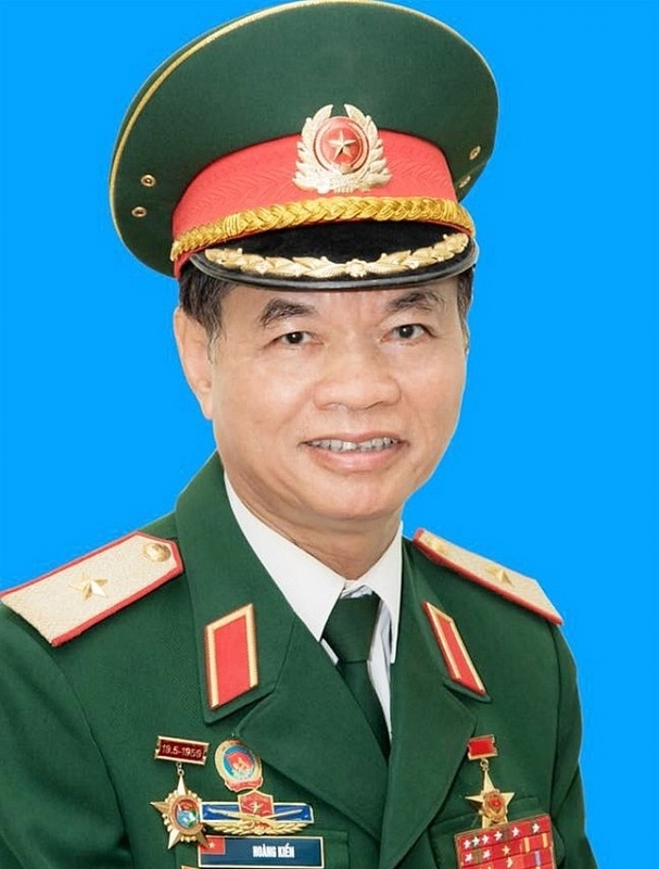 nhieu cuu chien binh khong dong tinh viec moi bo doi thao do nha 8b le truc