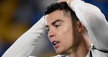 C.Ronaldo bất lực, Juventus gục ngã trước Napoli