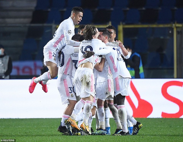 Đối thủ nhận thẻ đỏ sớm, Real Madrid nhọc nhằn đánh bại Atalanta - 8