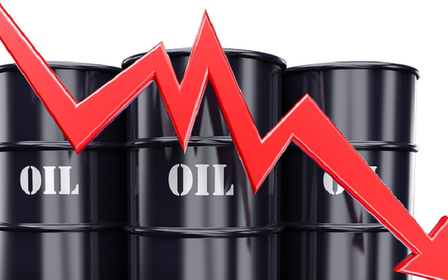 Giá xăng dầu hôm nay 27/2: Đồng loạt giảm mạnh gần 2 USD/thùng