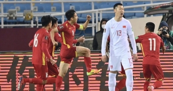 Báo Trung Quốc thực sự nể phục một cầu thủ tuyển Việt Nam