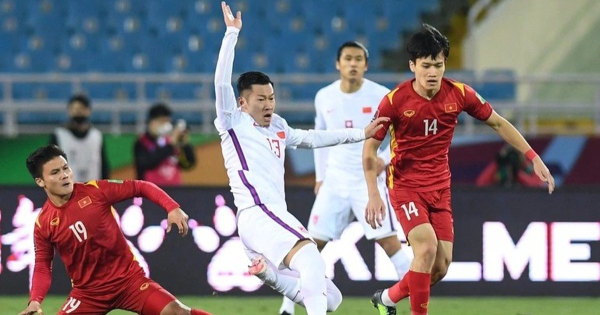 Báo Trung Quốc bất ngờ khuyên đội nhà nhập tịch cầu thủ… Việt Nam