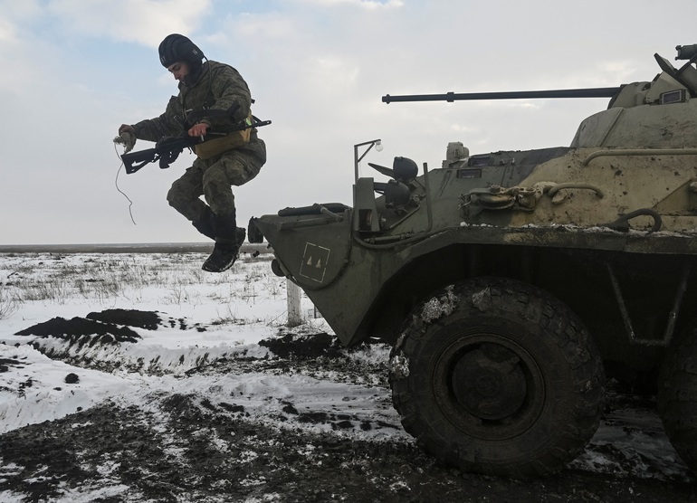 Nga ra tối hậu thư với Ukraine khi đưa quân tiến sát biên giới - 1