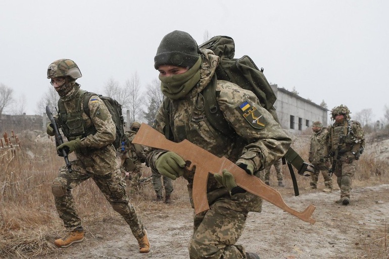 Các kịch bản về kinh tế nếu Nga động binh với Ukraine - 1