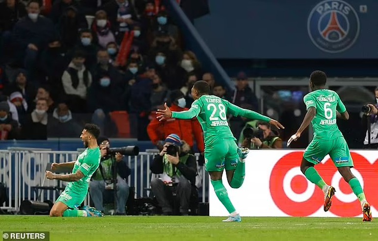 Messi và Mbappe rực sáng, PSG tiến sát chức vô địch Ligue 1 - 1