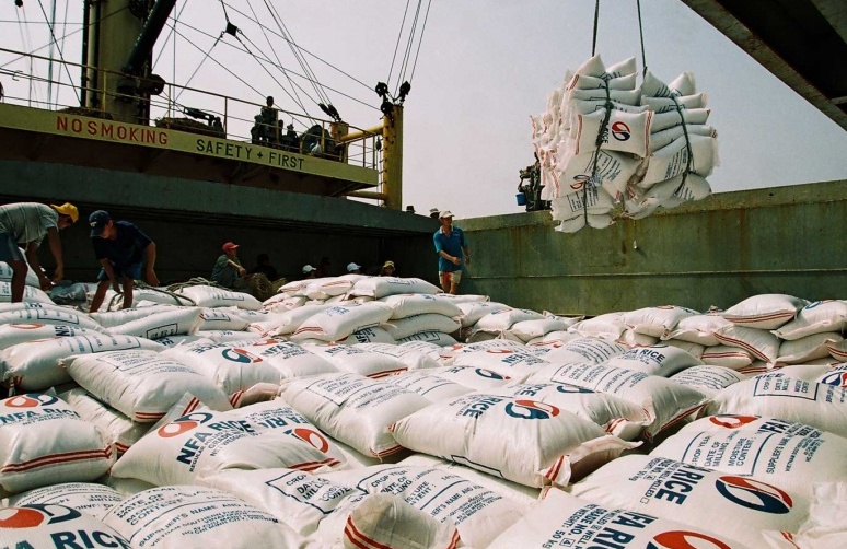 Bộ Công Thương phản hồi giấy phép xuất khẩu gạo giá 20.000 USD