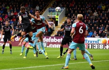 Xem trực tiếp Burnley vs Crystal Palace (Ngoại hạng Anh), 22h ngày 2/3