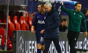 Mourinho: "Tôi chỉ giả vờ lạc quan thôi"