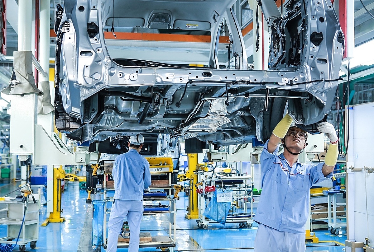 Toyota Việt Nam tạm ngừng sản xuất