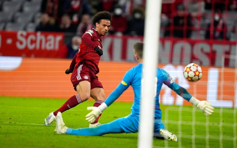 Lewandowski lập hat-trick, Bayern Munich vào tứ kết bằng chiến thắng 8-2 - 6