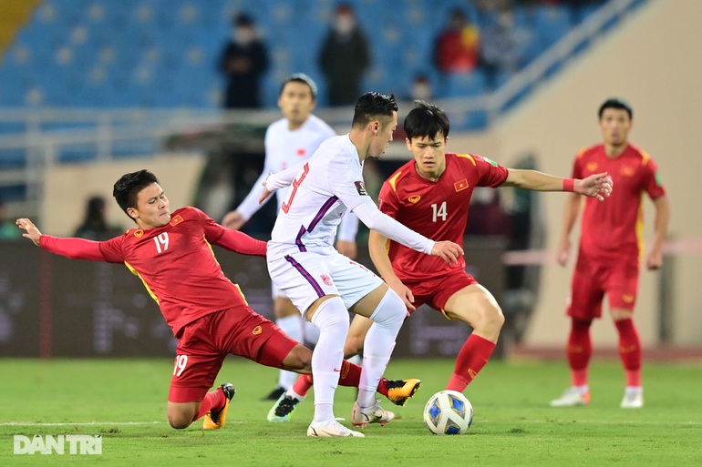 Nếu ra nước ngoài thi đấu, Quang Hải khó dự SEA Games 31 - 2