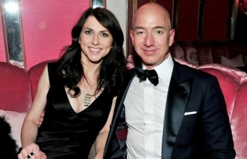 Ly hôn tỷ phú Jeff Bezos, bà MacKenzie trở thành người phụ nữ giàu thứ 4 thế giới