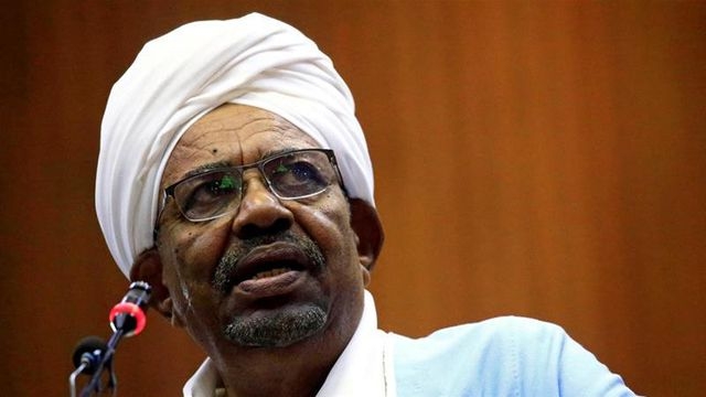 Tích cả núi tiền trong nhà, cựu Tổng thống Sudan bị điều tra, chuẩn bị hầu tòa