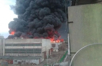 Cháy lớn ở nhà máy chế tạo tên lửa liên lục địa Nga