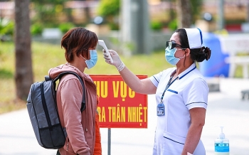 Khóa chặt nguy cơ lây bệnh bên ngoài, khoanh vùng dập dịch triệt để trong nước