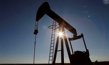 OPEC+ đạt thỏa thuận giảm sản xuất dầu kỷ lục
