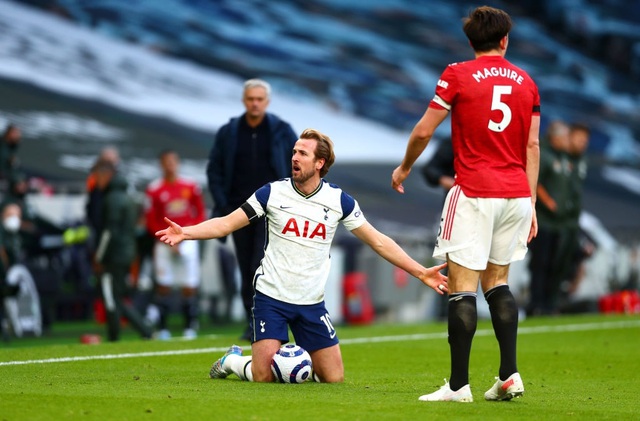 Tottenham 1-3 Man Utd: Màn lội ngược dòng phục hận tuyệt vời - 7