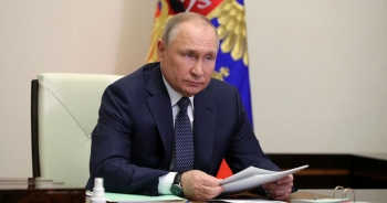 Tổng thống Putin tuyên bố ngừng cấp khí đốt cho các nước không trả bằng rúp