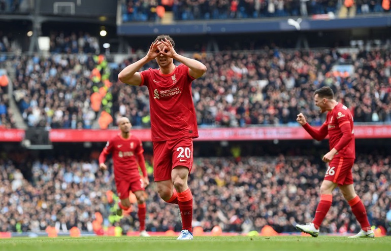 Man City hòa Liverpool sau màn rượt đuổi nghẹt thở - 3