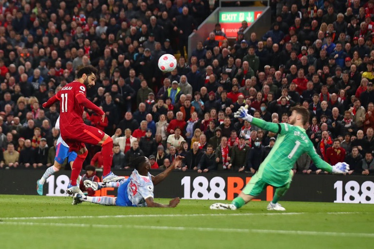 Liverpool đại thắng trước Man Utd tại Anfield - 9
