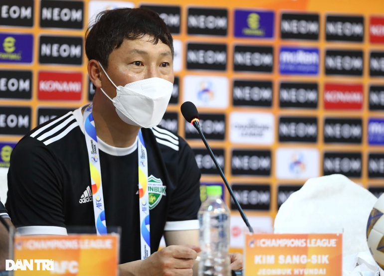 Kiatisuk chia sẻ bí quyết giúp HA Gia Lai gây sốc cho nhà vô địch Hàn Quốc - 3