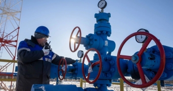 Báo Mỹ: EU đề xuất loại bỏ dầu Nga vào cuối năm nay