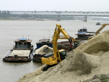 Dự án tỷ đô trên sông Hồng: Lo chủ đầu tư khai thác khoáng sản!