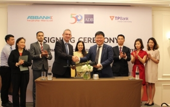 ADB bổ sung thêm TPBank và ABBANK vào chương trình tài trợ thương mại