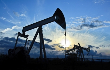 Giá dầu thế giới 9/5: Đồng loạt giảm mạnh