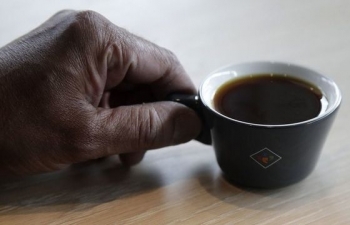 Tách cà phê đắt nhất thế giới giá gần 2 triệu đồng có gì đặc biệt?