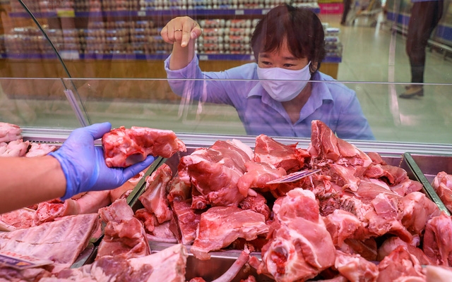 Thứ trưởng Bộ Công Thương lý giải vì sao giá thịt lợn tăng cao?