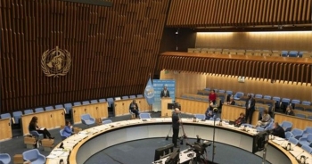 Đại diện Mỹ - Trung đấu khẩu gay gắt tại cuộc họp của WHO