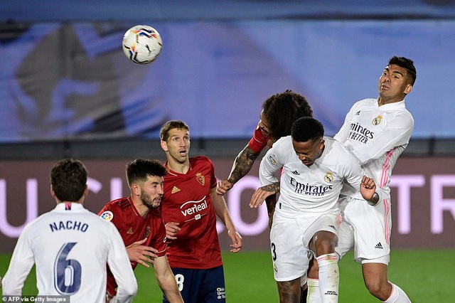 Đánh bại Osasuna, Real Madrid bám đuổi quyết liệt Atletico - 5