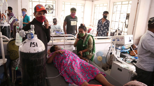Bệnh nấm đen nguy hiểm chết người đe dọa người mắc Covid-19 ở Ấn Độ - 1