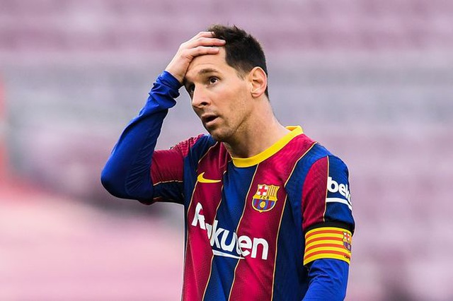 Messi gây sốc khi liên hệ với Man Utd - 1
