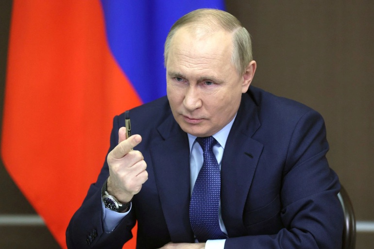 Tổng thống Putin cảnh báo châu Âu tự sát về kinh tế khi cấm vận dầu Nga - 1
