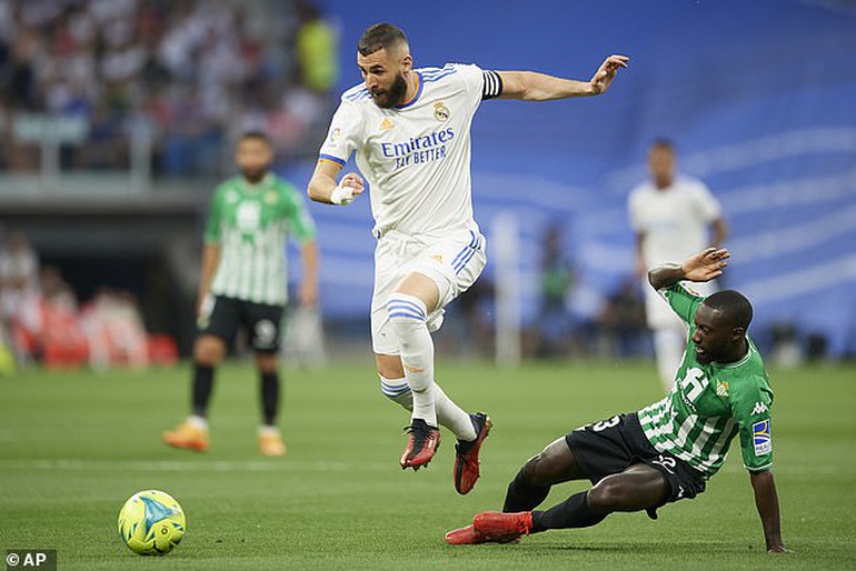 Real Madrid khép lại La Liga với 86 điểm, sẵn sàng đấu Liverpool - 3