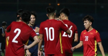 U23 Việt Nam thua đậm UAE: HLV Gong Oh Kyun mạo hiểm với lối chơi tấn công?