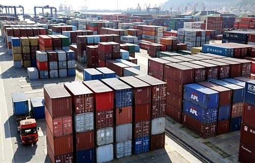 Thặng dư thương mại của Trung Quốc với Mỹ tăng