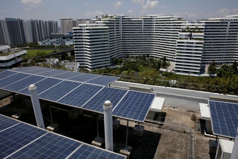 Singapore: Phấn đấu đạt mục tiêu 50% diện tích mái nhà sẽ được lắp đặt pin mặt trời