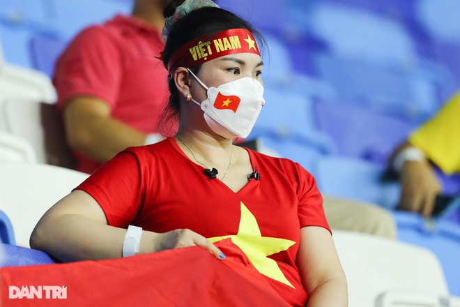 Việt Nam 4-0 Indonesia: Duyên ngầm của Công Phượng - 24