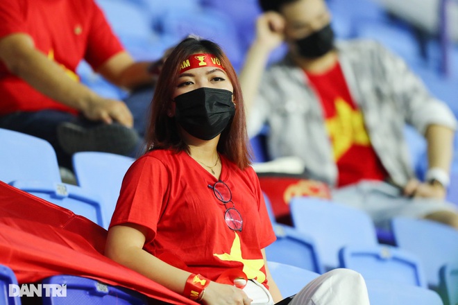 Việt Nam 4-0 Indonesia: Duyên ngầm của Công Phượng - 23