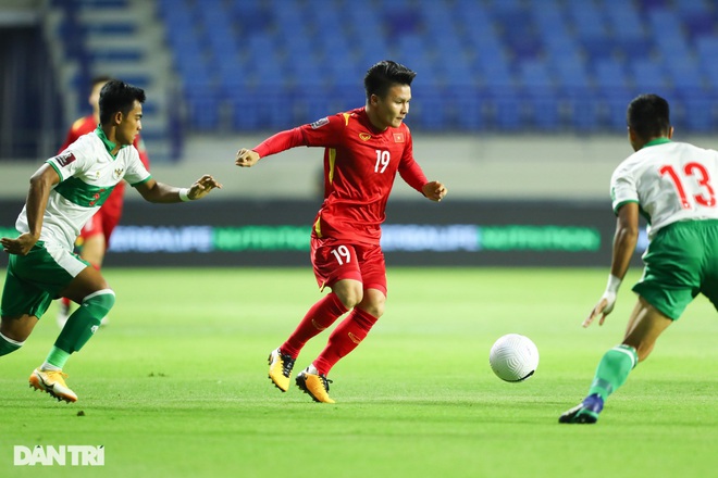 Việt Nam 4-0 Indonesia: Duyên ngầm của Công Phượng - 10
